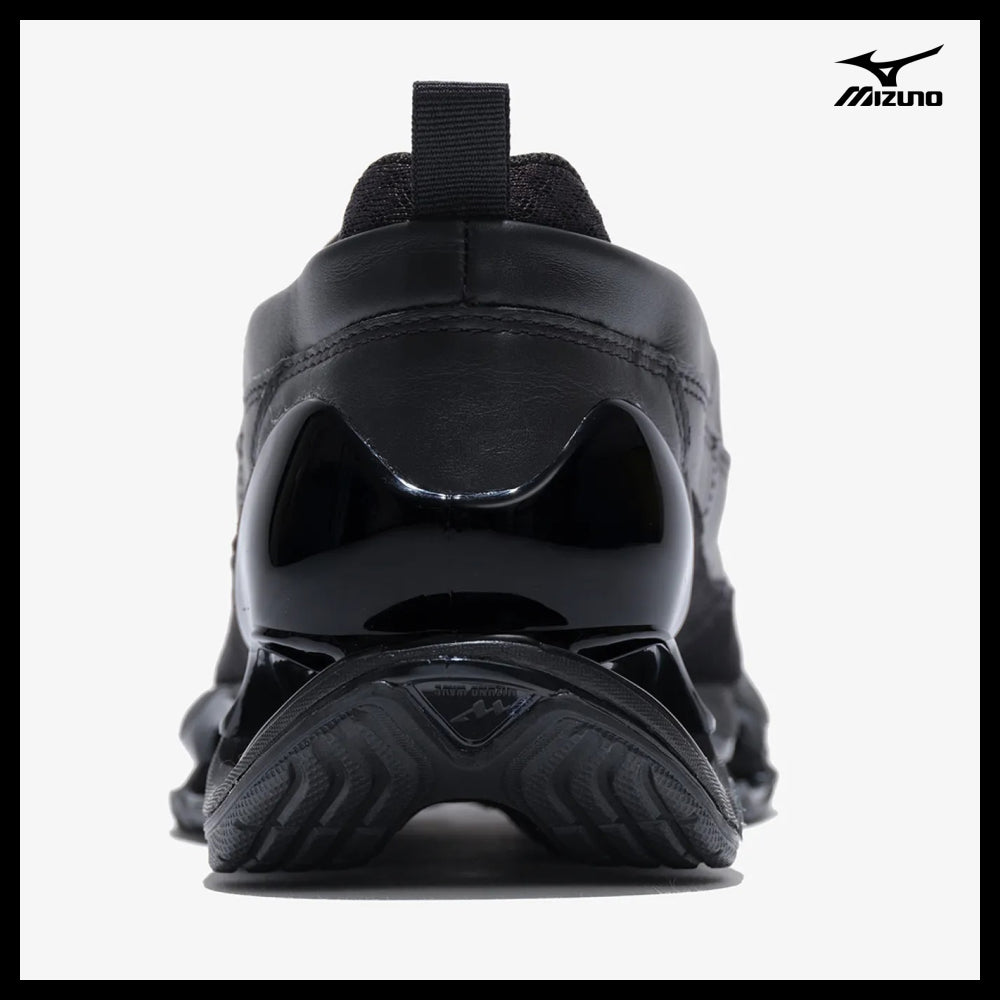 【MIZUNO】Unisex Wave Prophecy Moc - Black