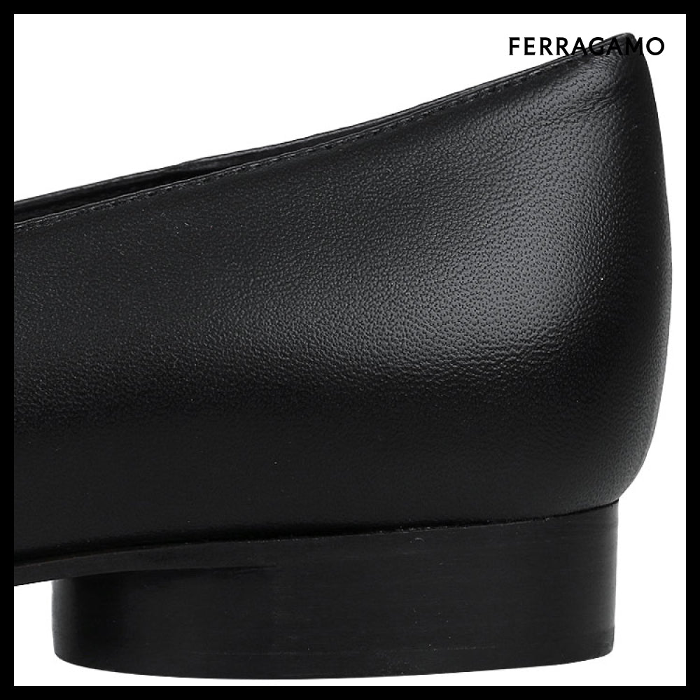 【FERRAGAMO】 Double Bow Loafers