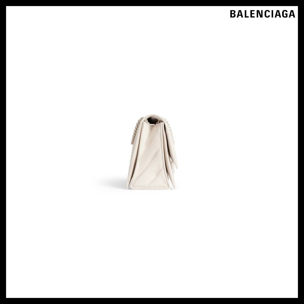 【BALENCIAGA】Women's Crush Medium Chain Bag Quilted inBeige