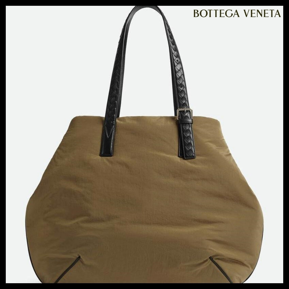 【BOTTEGA VENETA】CROSSROAD BUCKLE TOTE BAG MUD BLACK
