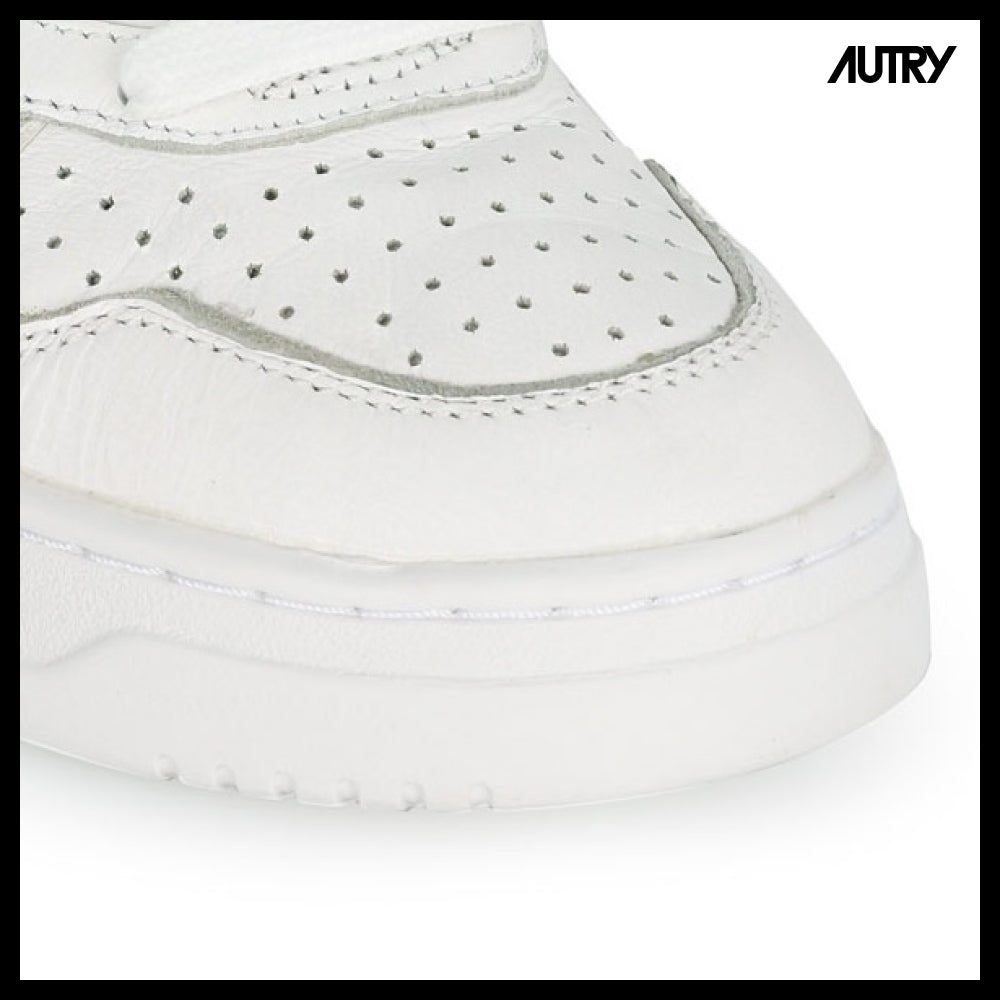【AUTRY】Medalist Leather Low Top White