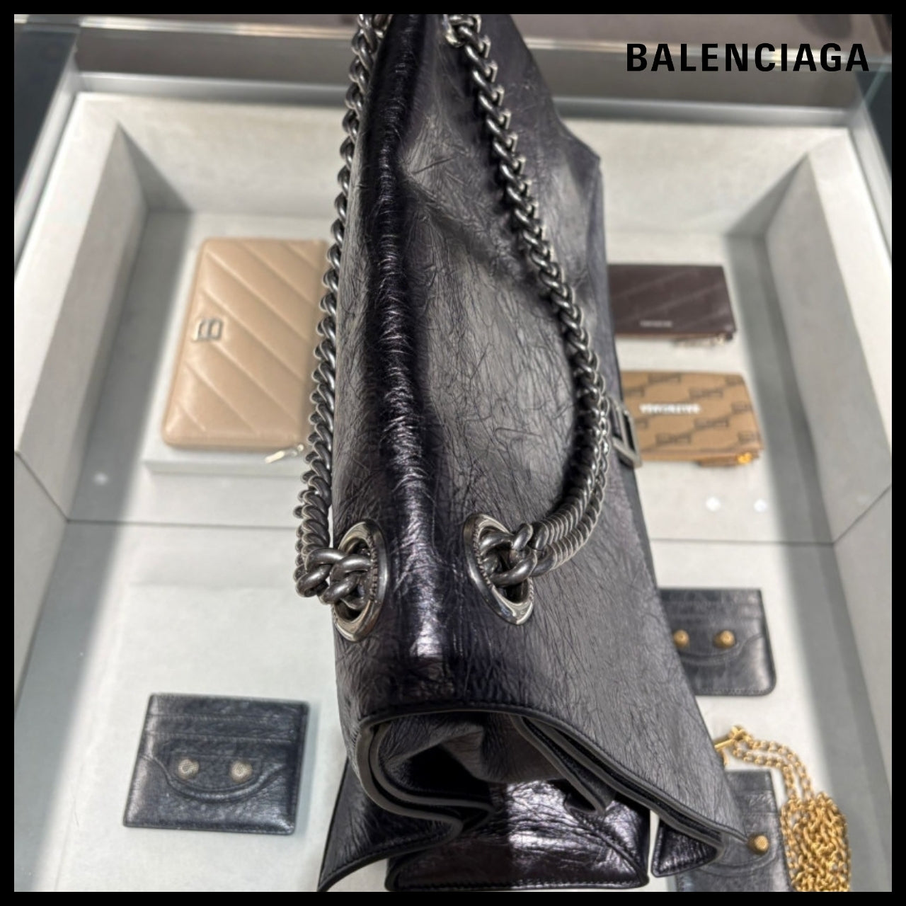 【【BALENCIAGA】B Logo Crush Metallic Calf Leather Large
