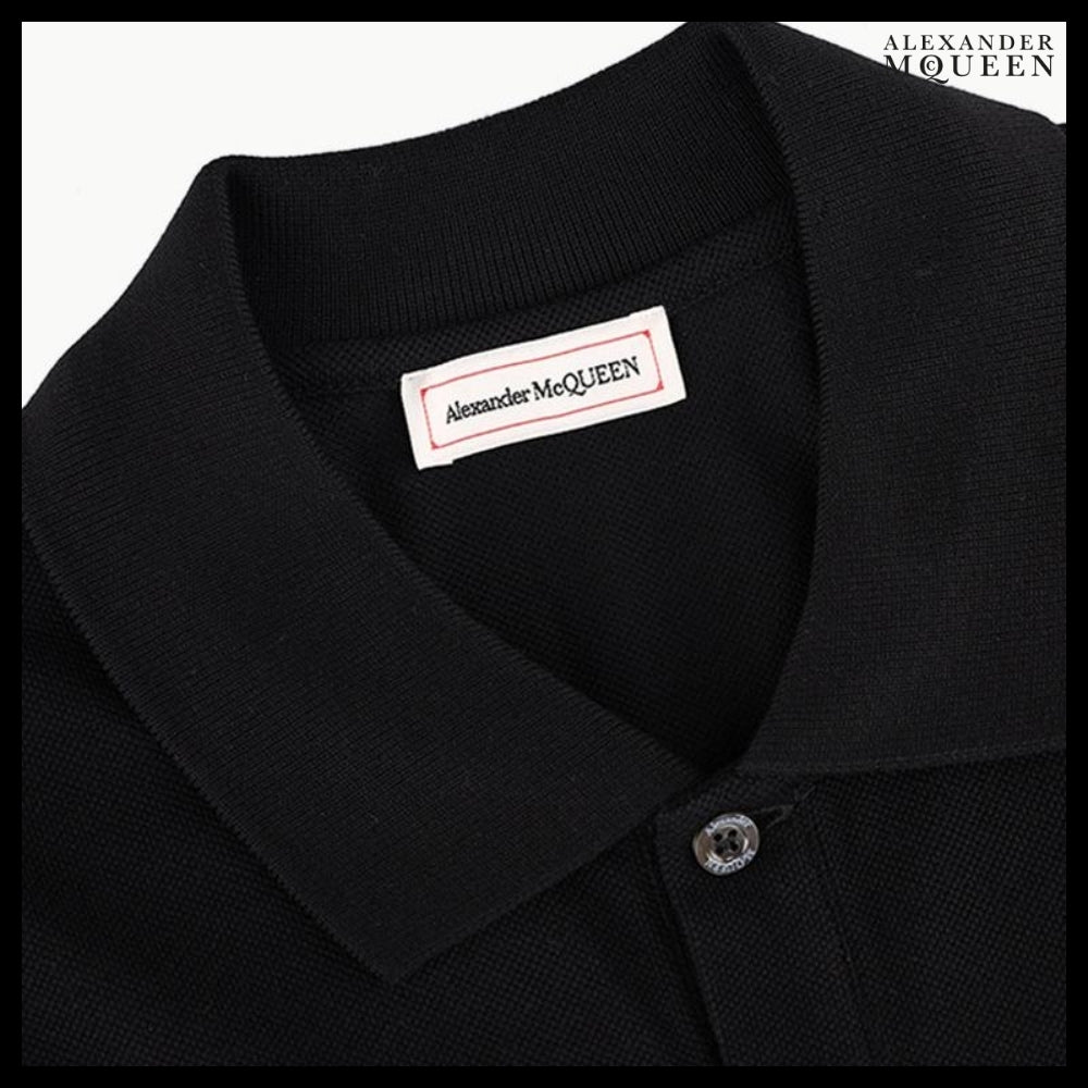 【Alexander Mcqueen】Skull Embroidered Polo Shirt in Black