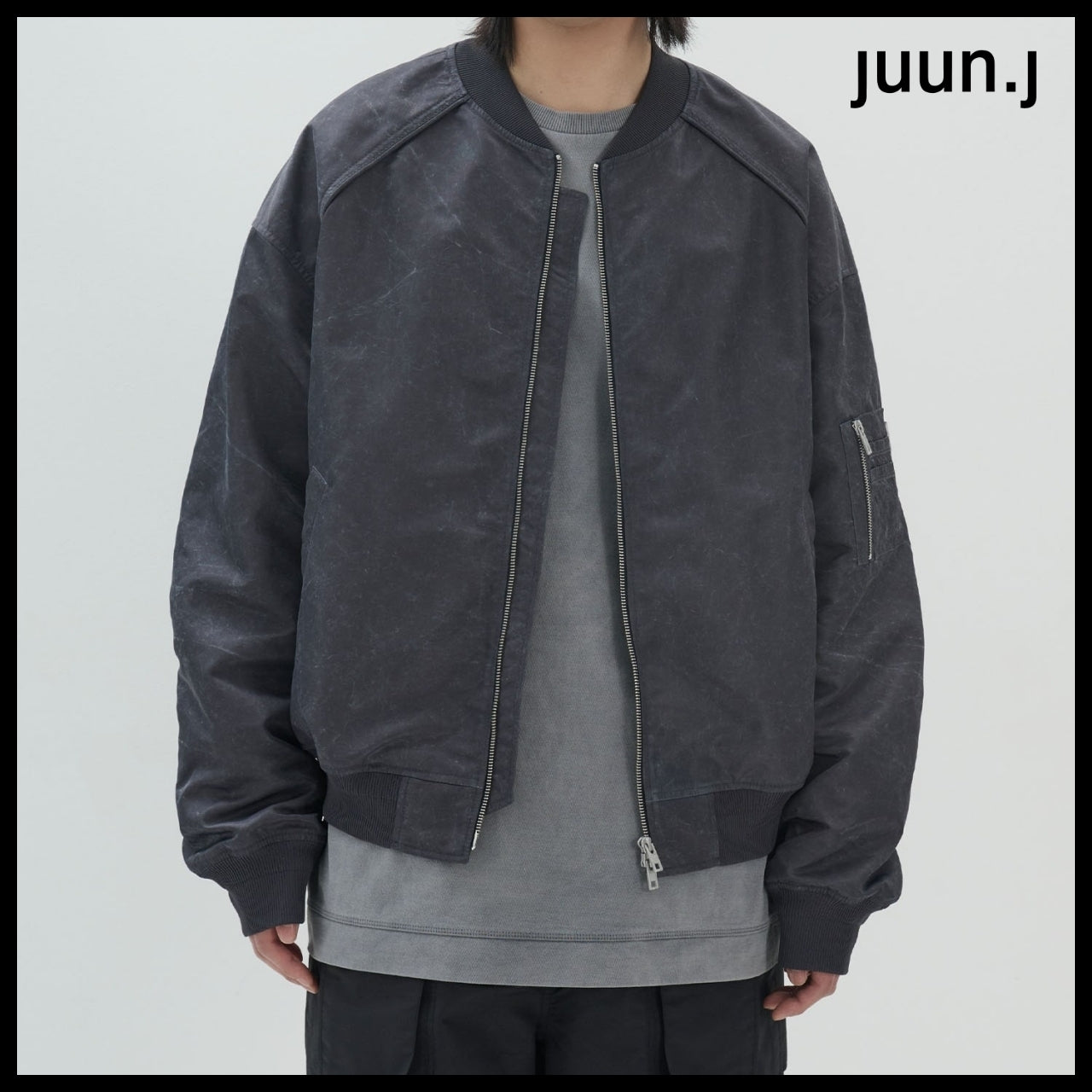 【JUUN.J】CORE Washed Nylon Light MA-1 Jumper Ash
