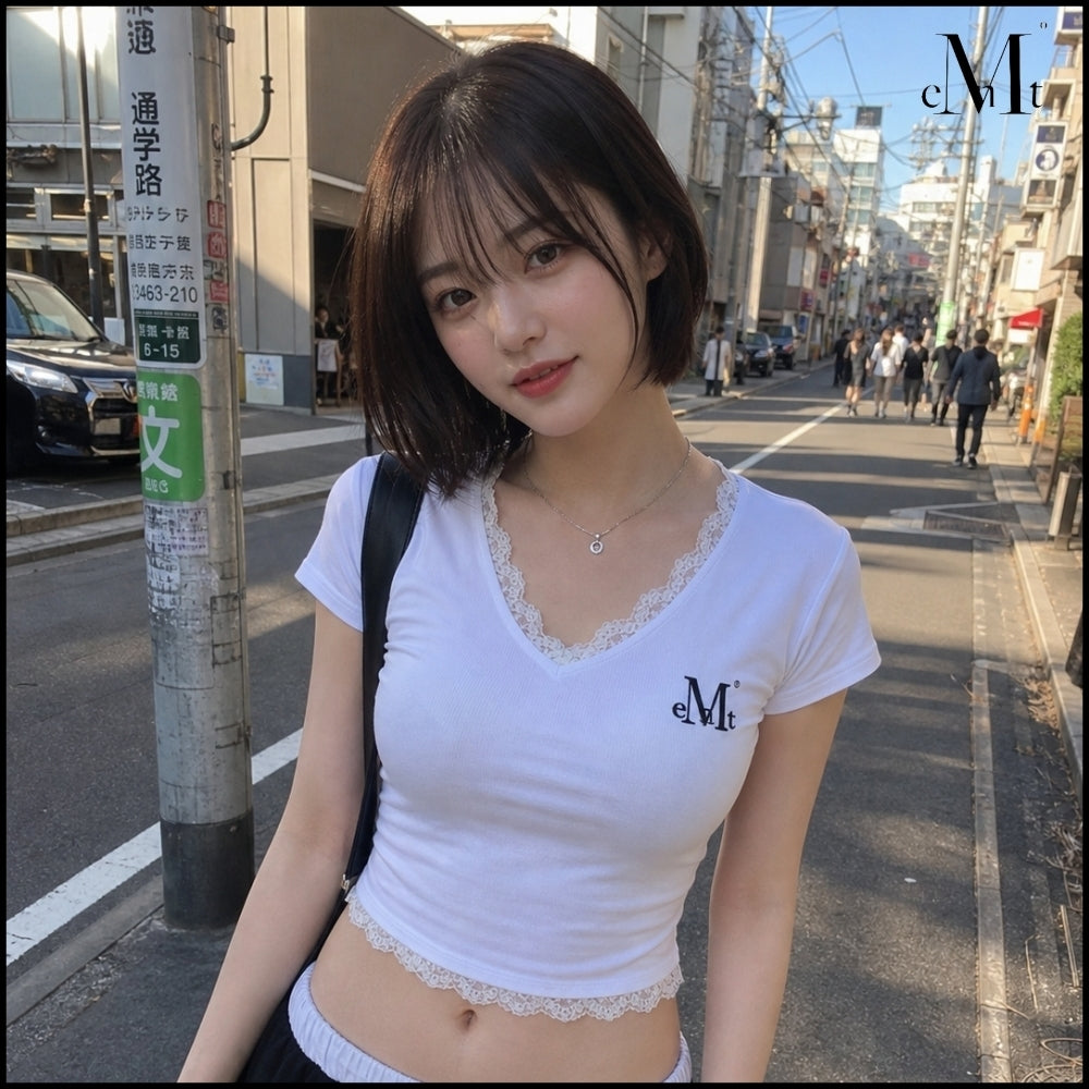 【MUCENT】Sunnier Lace V-Neck Short Sleeve Tee (3 Colors)