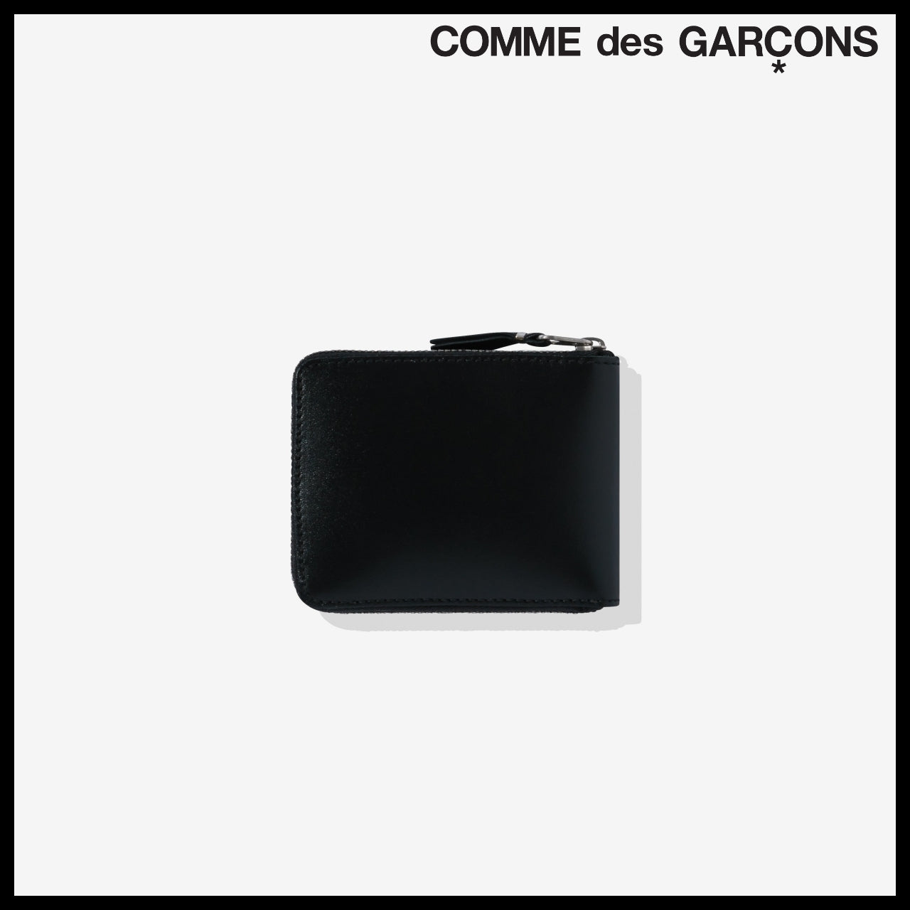 【COMME des GARCONS】Silver Eyelet Full Zip Around Wallet