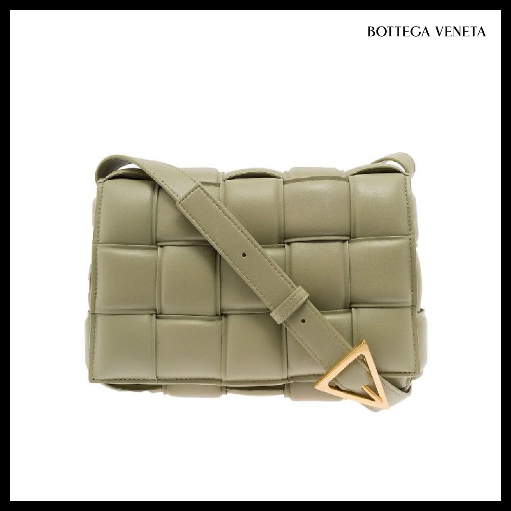【BOTTEGA VENETA】Padded Leather Cassette Bag Travertine