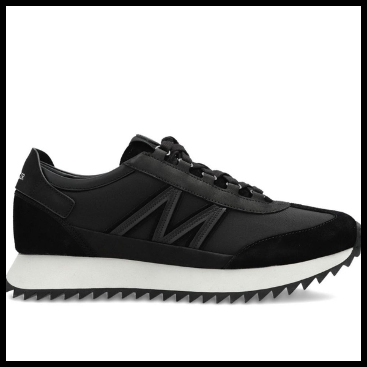 【MONCLER】Black Sneakers M7280999