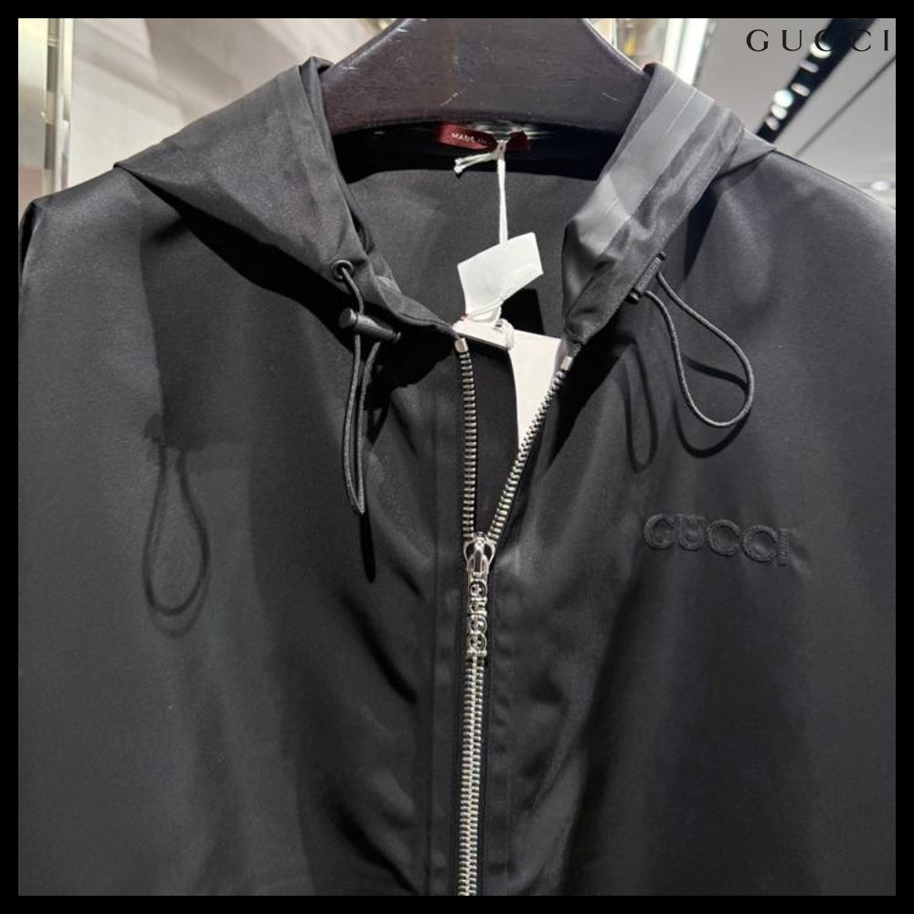 【GUCCI】Logo Compact Nylon Twill Hooded Blouson Jacket