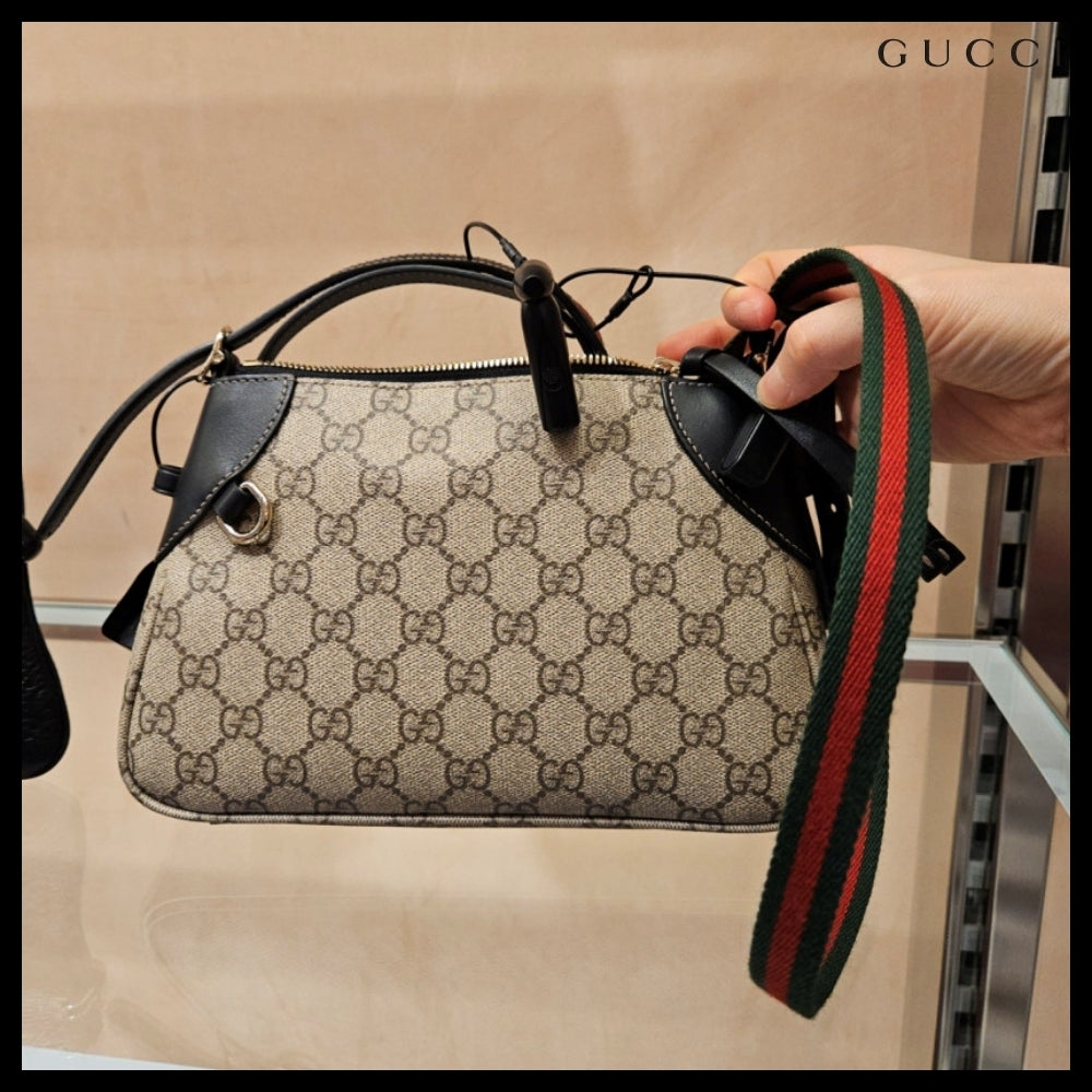 【GUCCI】GG emblem icon canvas small two-way bag