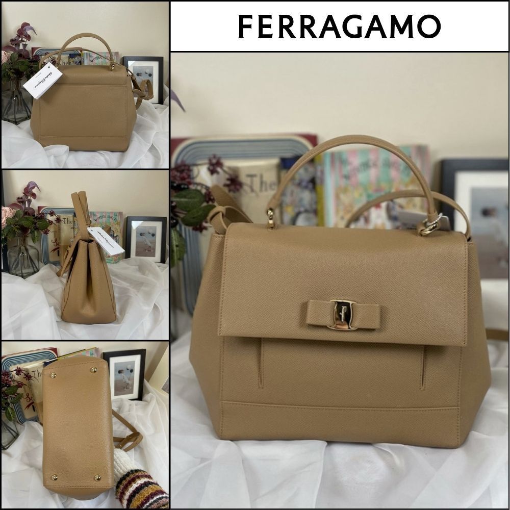 【FERRAGAMO】GOLD VARA BOW RIBBON CARRIE O TOTE BAG CAMEL