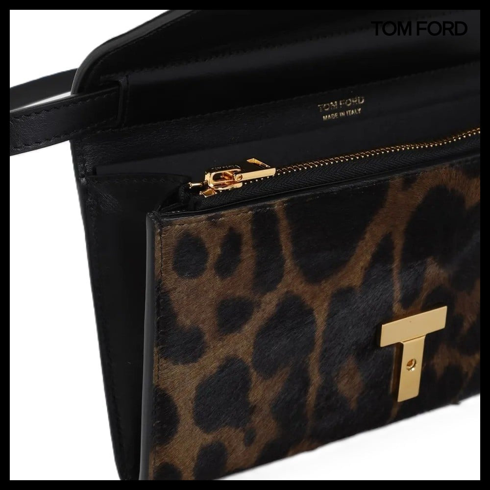 【TOM FORD】Wallet on Strap 7BE02