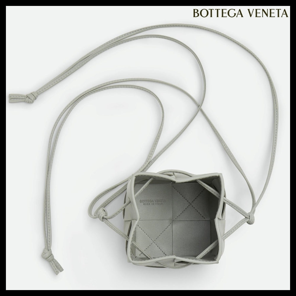 【BOTTEGA VENETA】Mini Cassette Bucket Bag Agate Gray