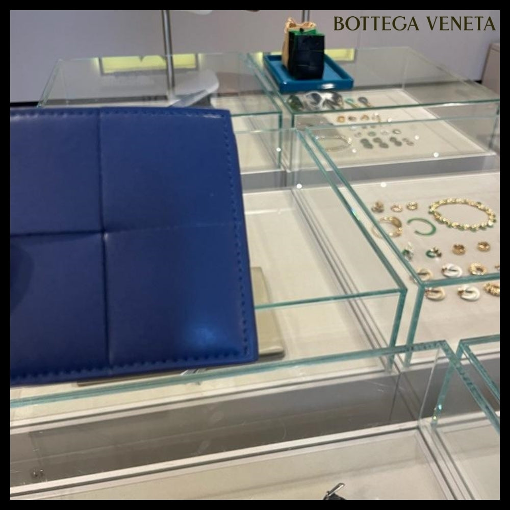 【BOTTEGAVENETA】IntreccioUrbanLeatherCoinPocketBiFoldWallet