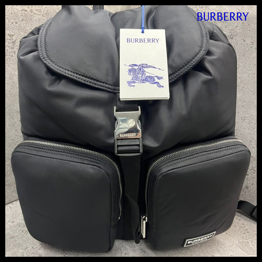 【Burberry】Lettering Logo Pocket Nylon Medium Rucksack