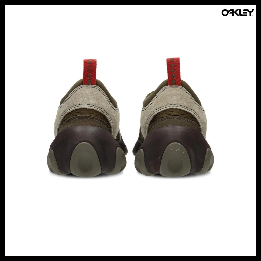 【OAKLEY】FACTORY TEAM FLESH SANDAL