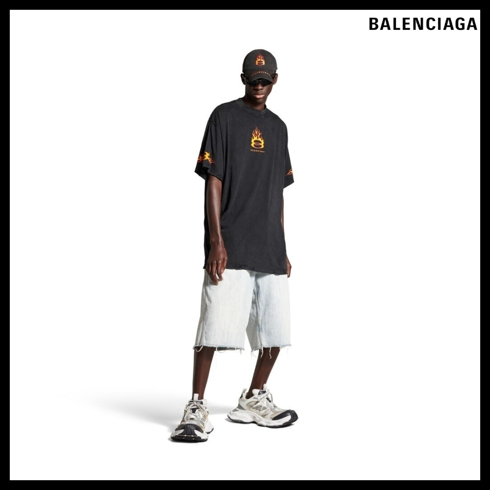 ★BALENCIAGAアウトレット セール ★Burning Unity T-shirt