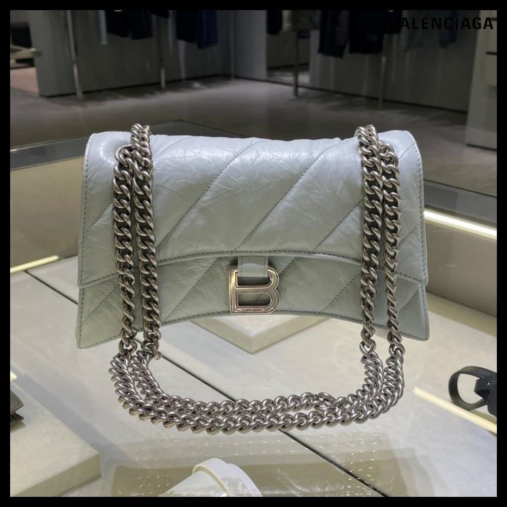 【BALENCIAGA】B Logo Quilted Calf Crush Small Chain Shoulder
