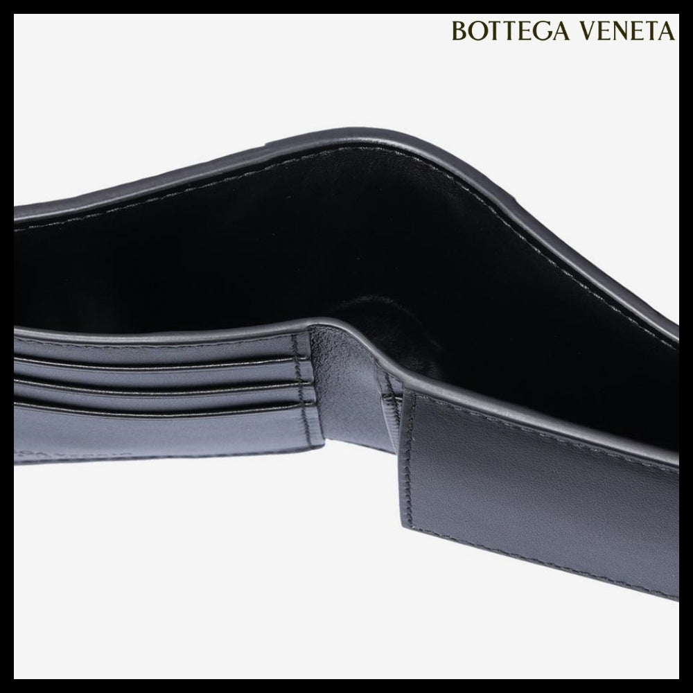 【BOTTEGA VENETA】Cassette Bi-Fold Wallet Black