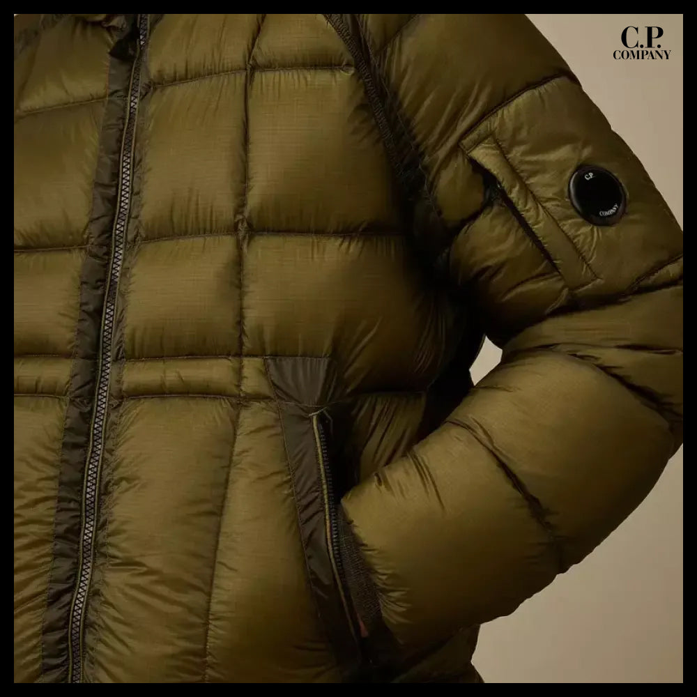【C.P. Company】D.D. Shell Hooded Down Jacket 652