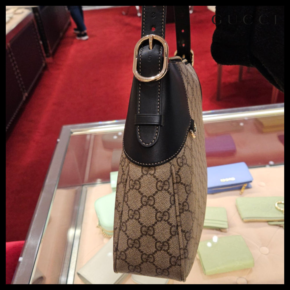 【GUCCI】GG emblem icon canvas large shoulder bag beigeebony