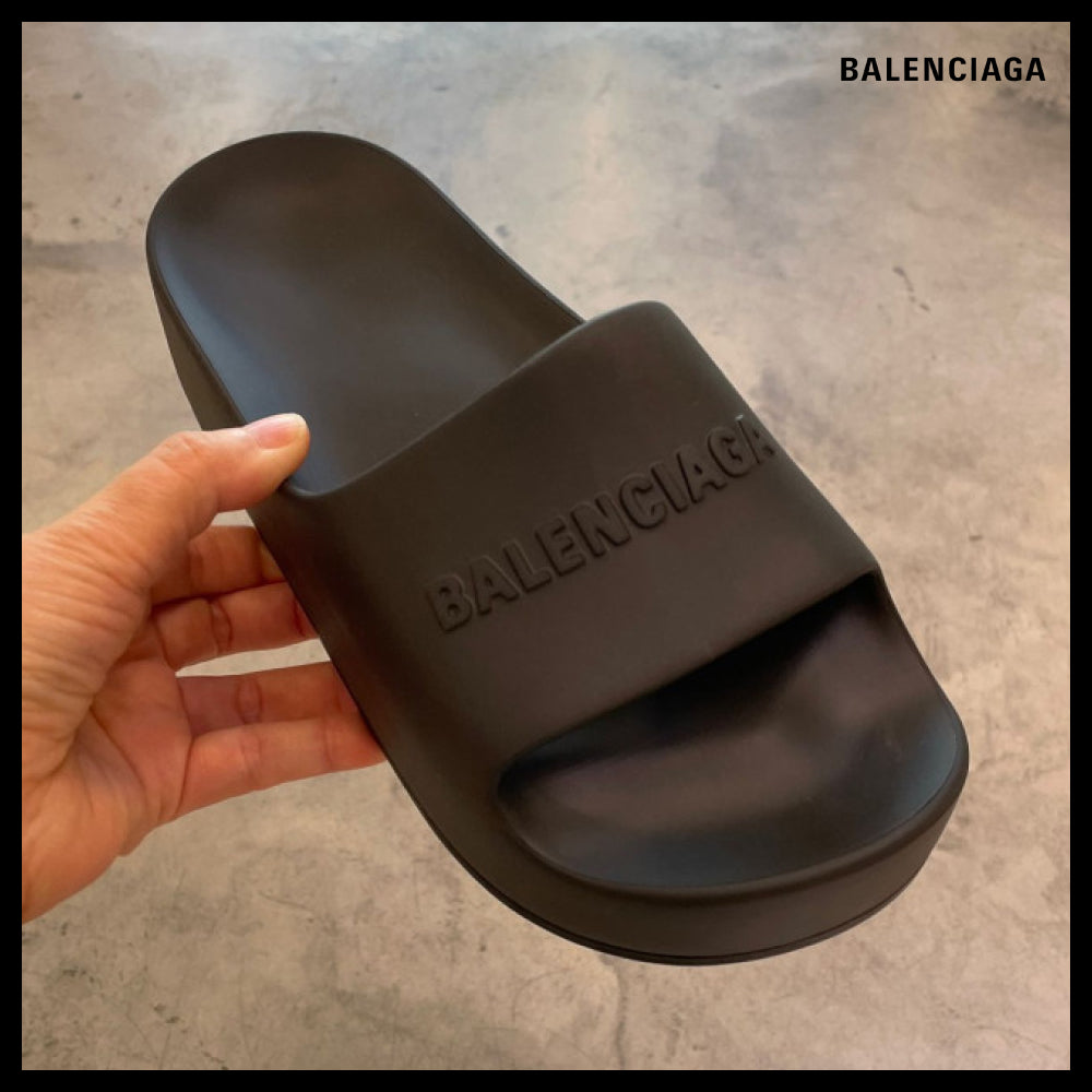 ★BALENCIAGAアウトレット セール ★Chunky Slide Sandal