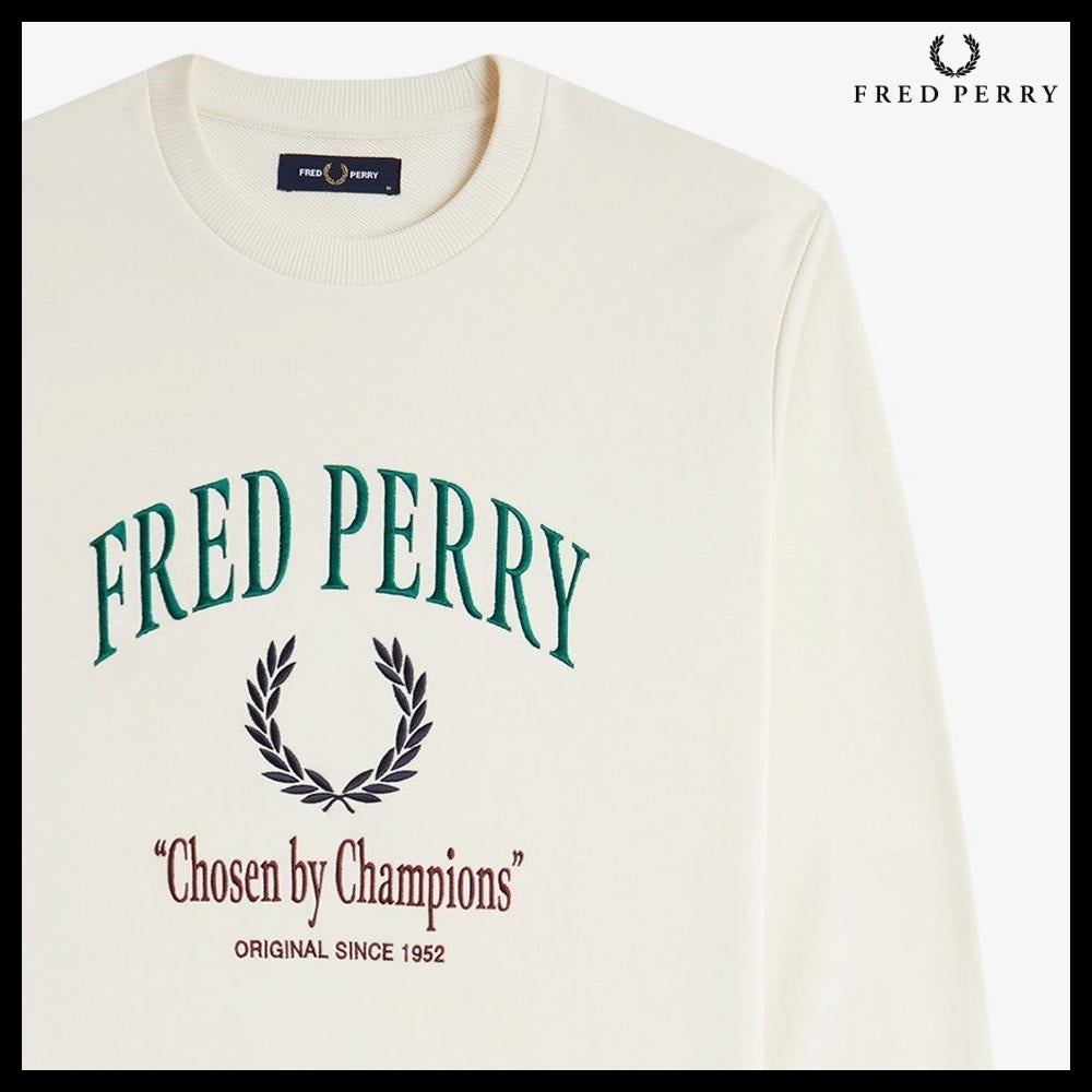 【FRED PERRY】Clubhouse Embroidered Champion Sweatshirt Ecru