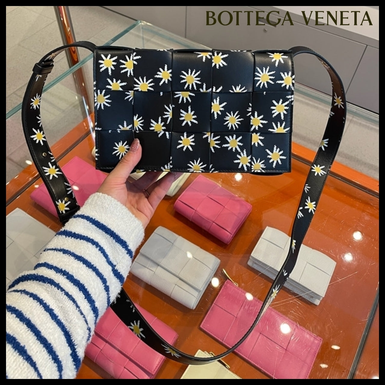 【アウトレット 正規品】Bottega Veneta - Daisy Cassette