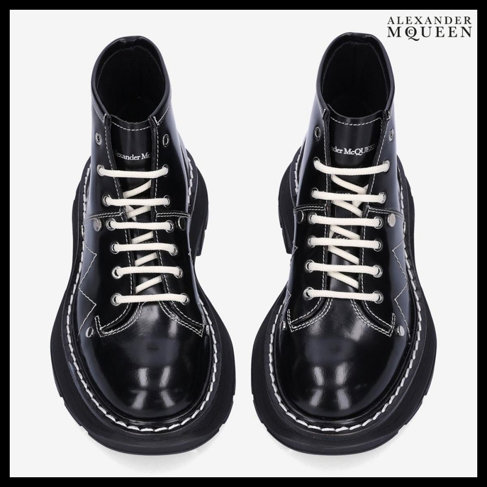 【Alexander Mcqueen】Tread Lace-Up Boots Black Silver