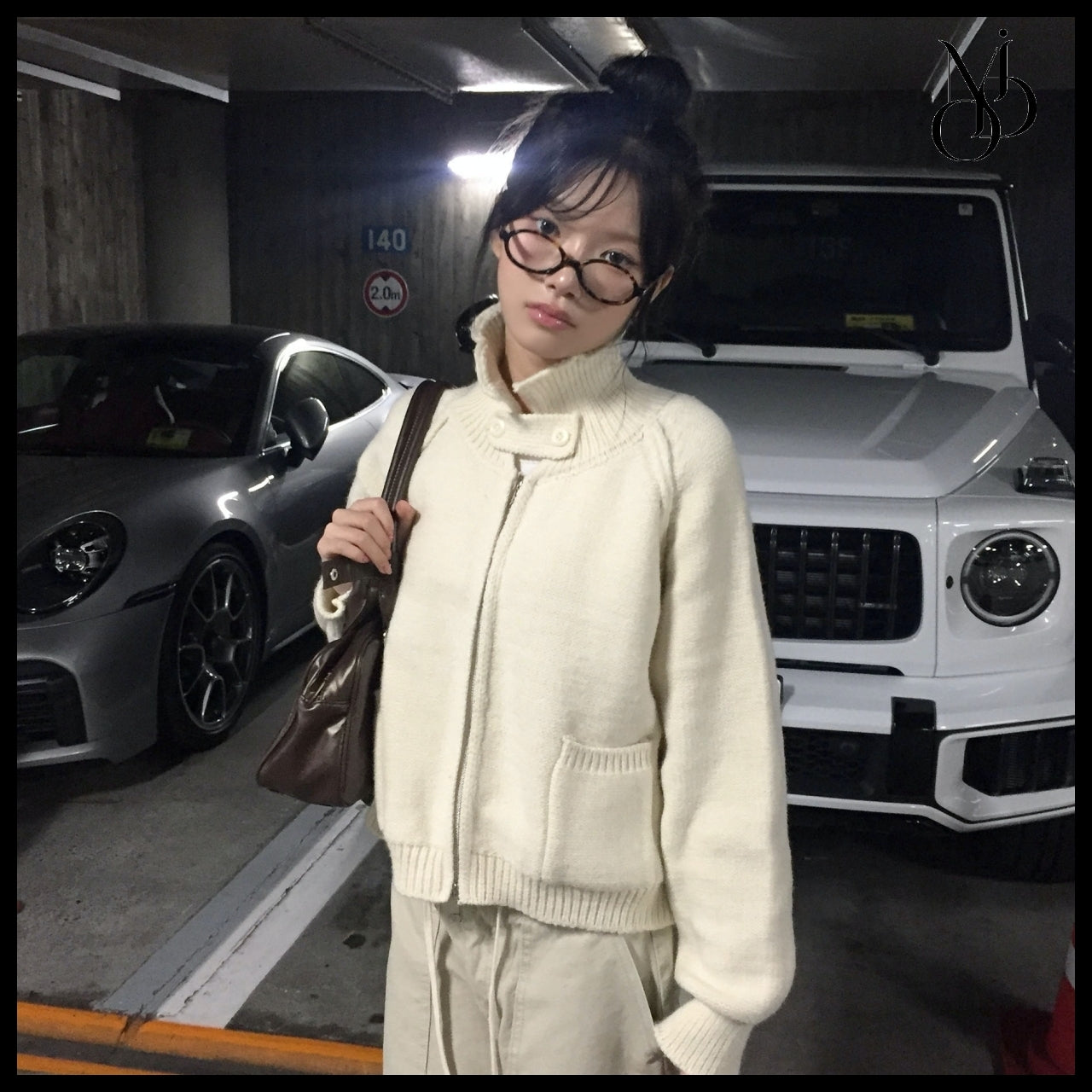 【MODIMOOD】In Tokyo Koi High Neck Knit Zip-Up