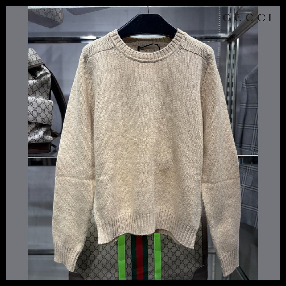 【GUCCI】Back Logo Embroidered Wool Crewneck Knit Butter