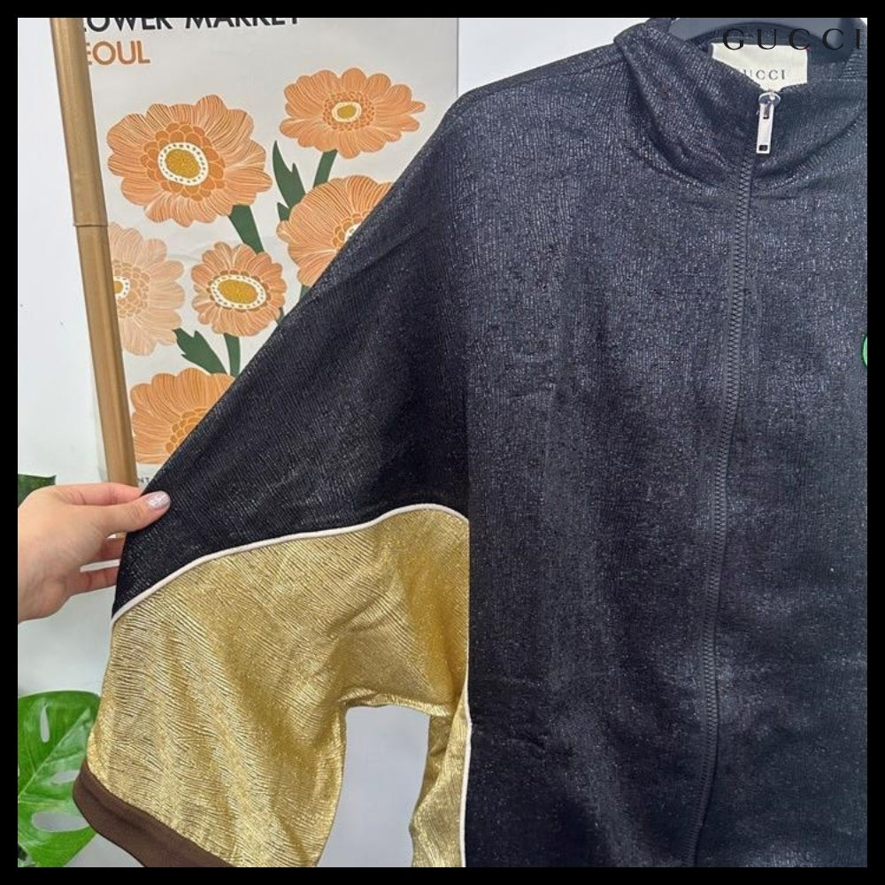 【GUCCI】Interlocking Patch Metallic Two-Tone Zip-Up Jacket