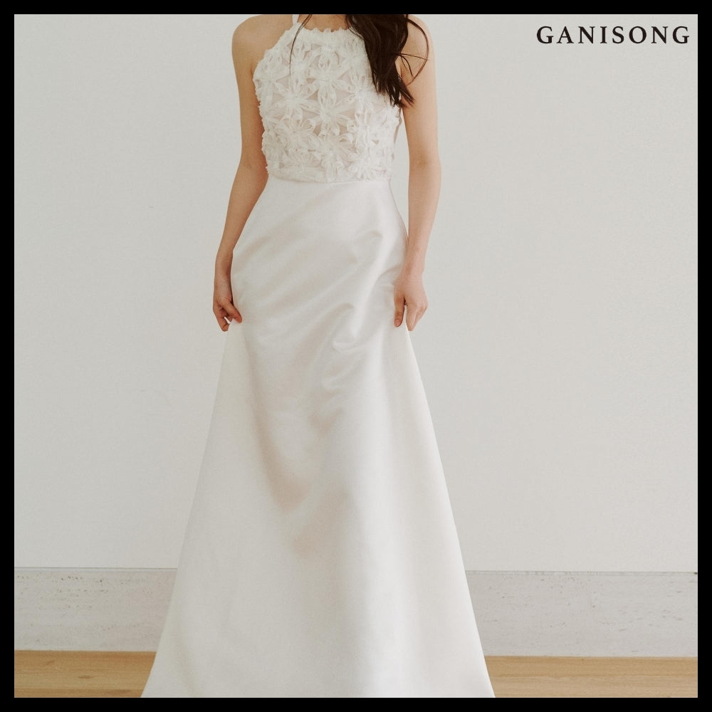 【GANISONG】Bridal Fluffy Rose Halterneck Dress White