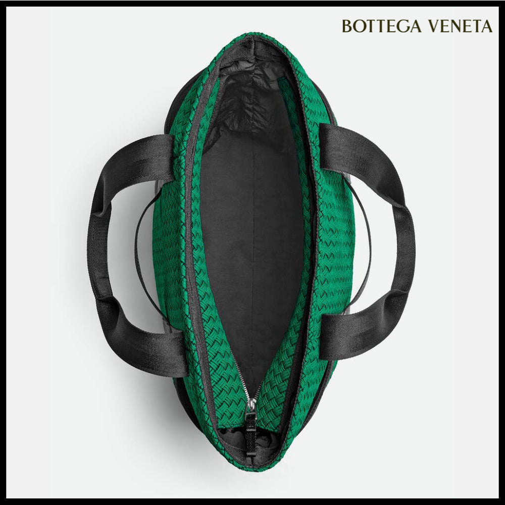 【BOTTEGA VENETA】VOYAGER ZIPPED TOTE PARAKEET DEEP BLACK