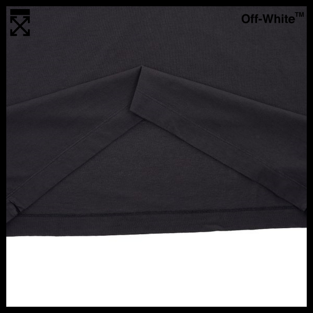 【Off-White】ダイアゴナル ストライプ ラグランスリーブ