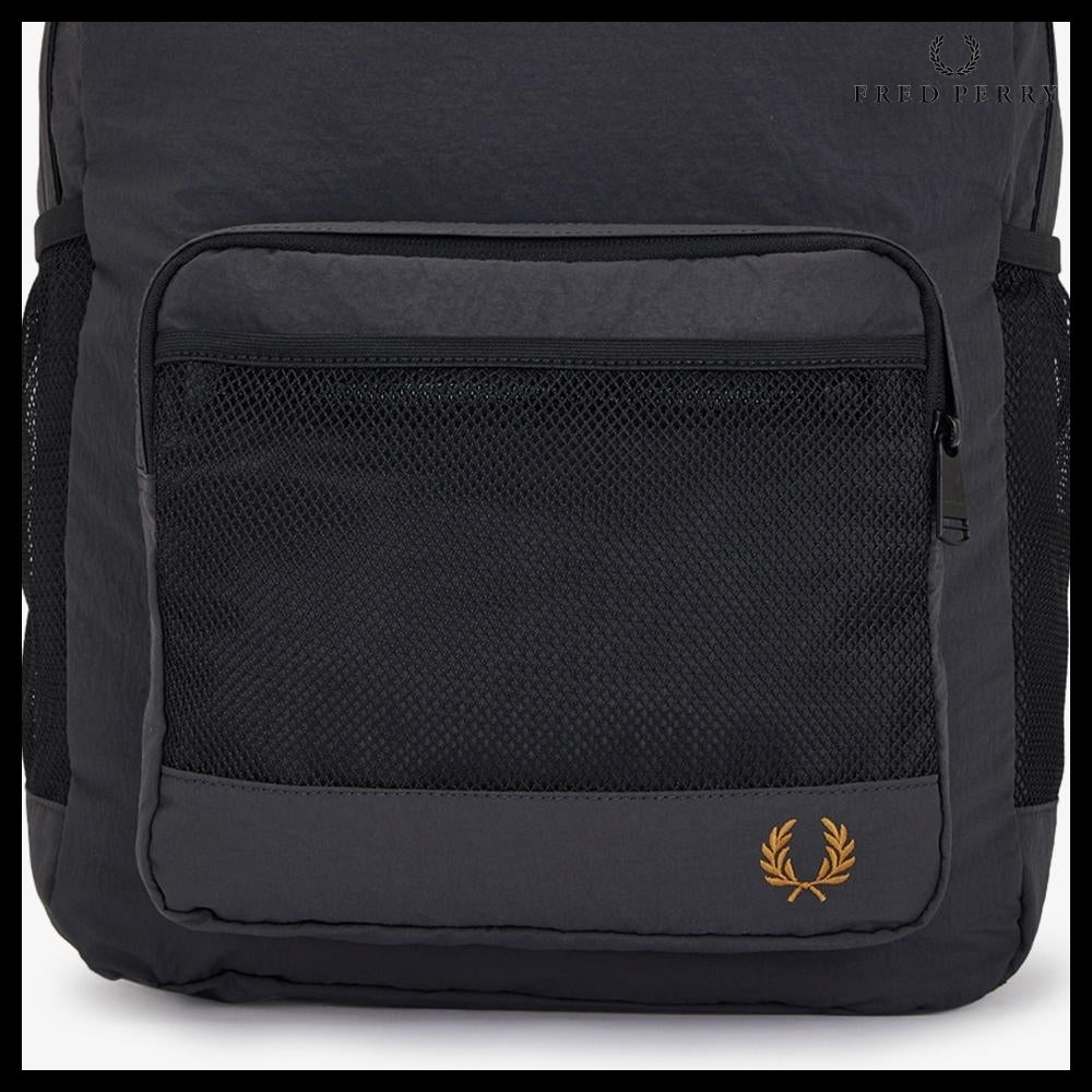 【FRED PERRY】Crinkle Nylon Mesh Backpack Anchor Gray