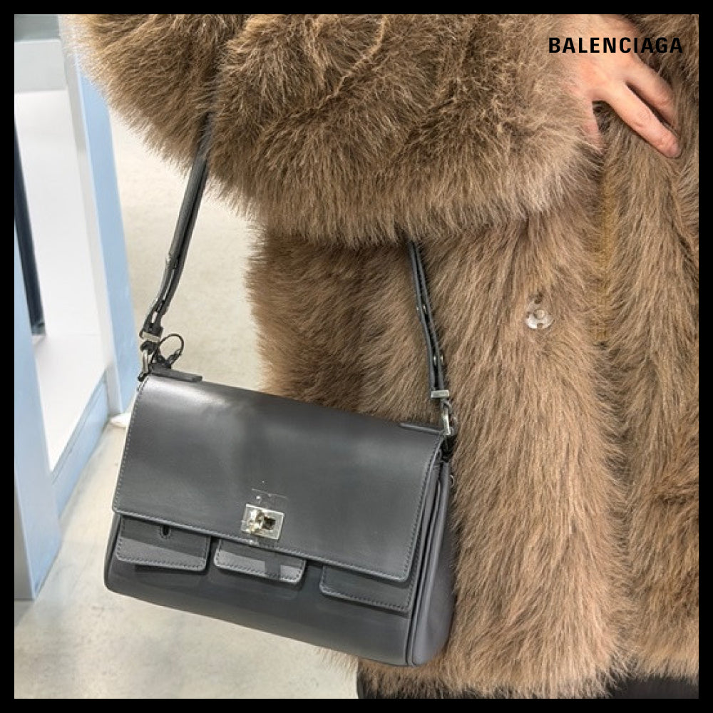 ★BALENCIAGAアウトレットセール★Bel Air Flap Bag XS Shoulder