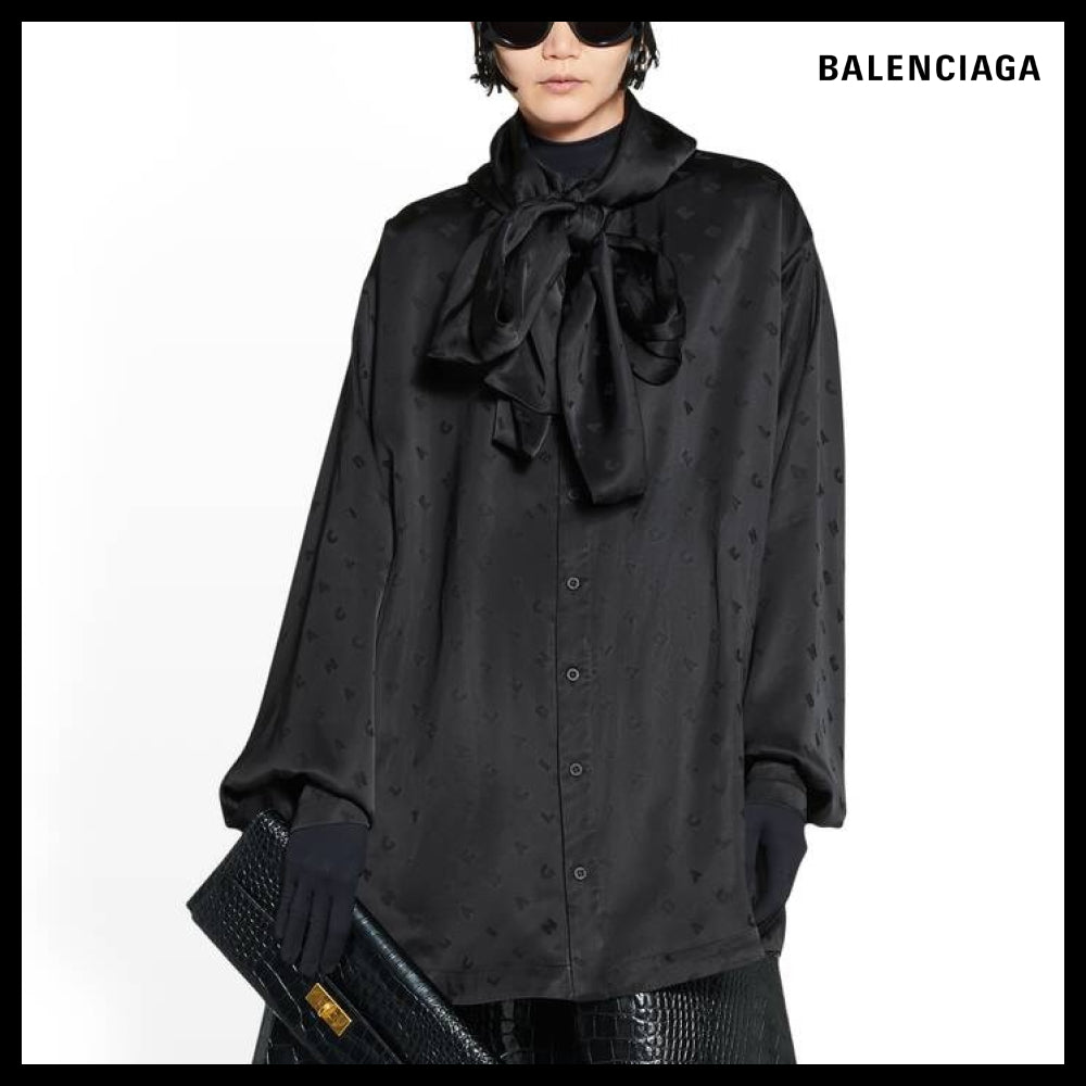 【BALENCIAGA】Logo Letters Allover Hooded Blouse Black