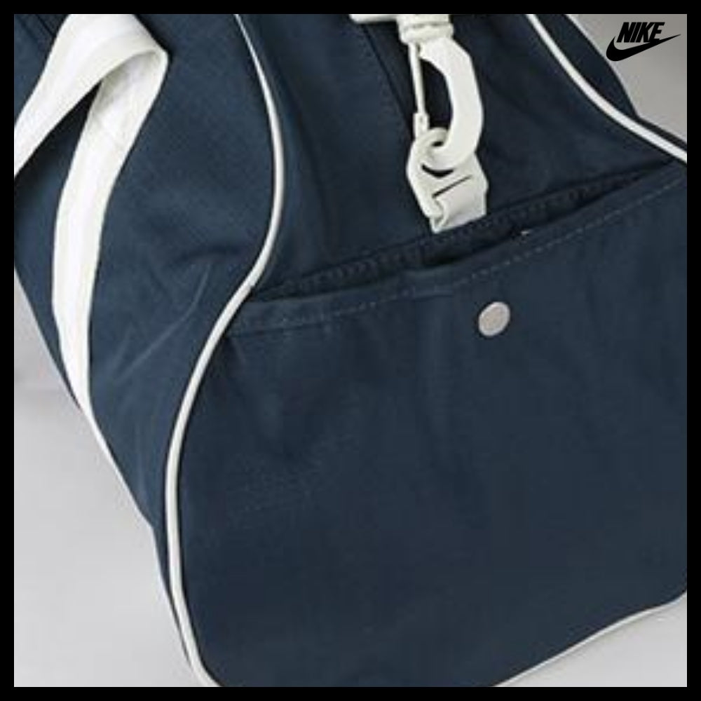 【NIKE】Women's Gym Club Retro Duffel Training Bag