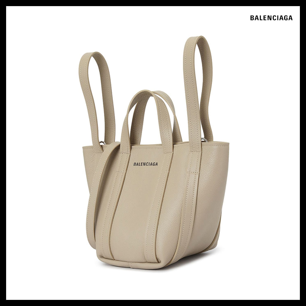 【BALENCIAGA】EVERYDAY 2.0 グレインカーフ トートバッグ TAUPE