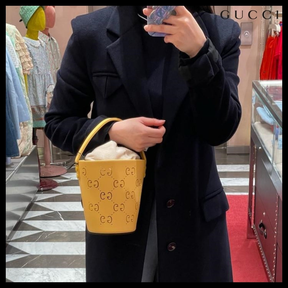 【GUCCI】パンチング モノグラム ラバー トートバッグ (3カラー)