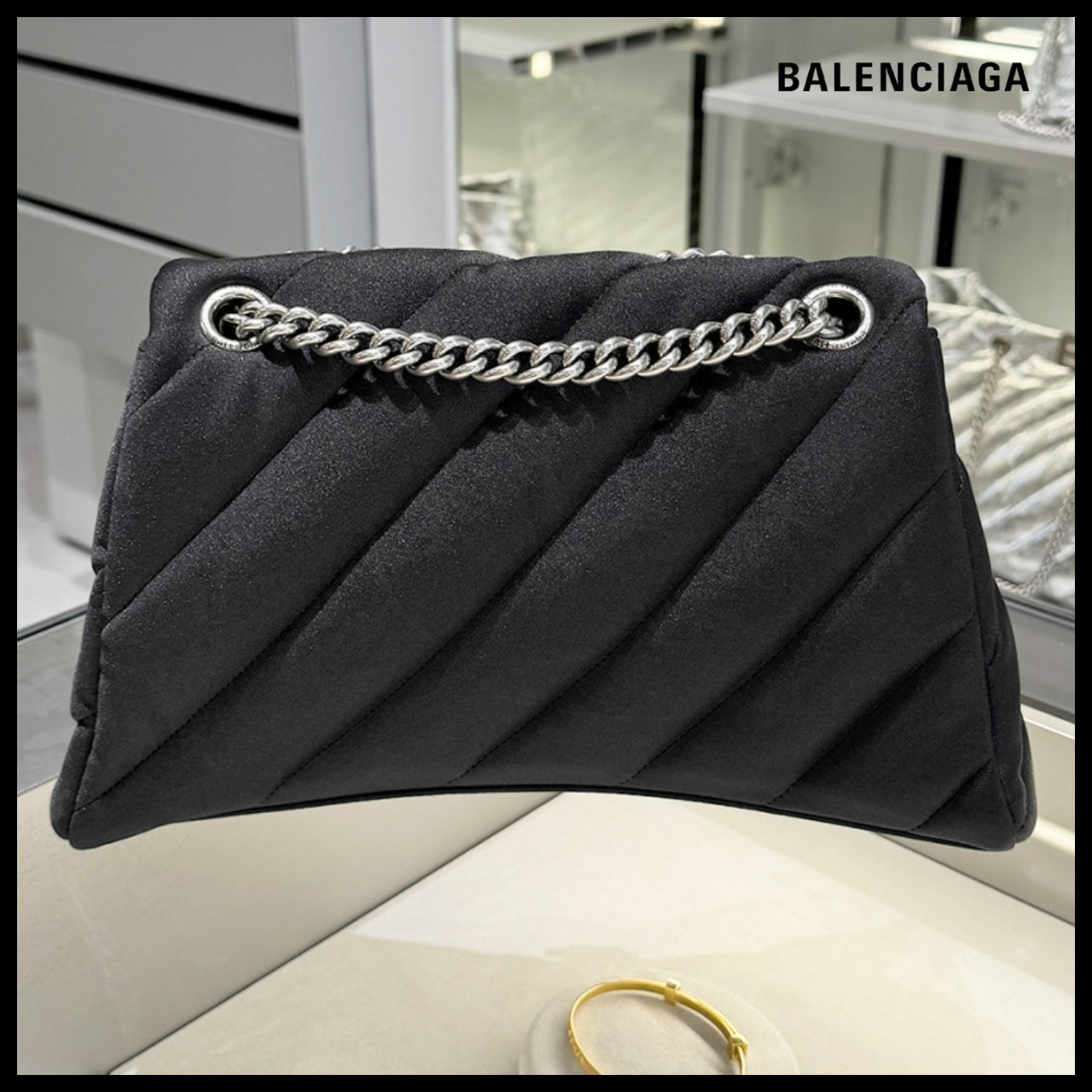 【BALENCIAGA】Crush Quilted Spandex Medium Chain Bag