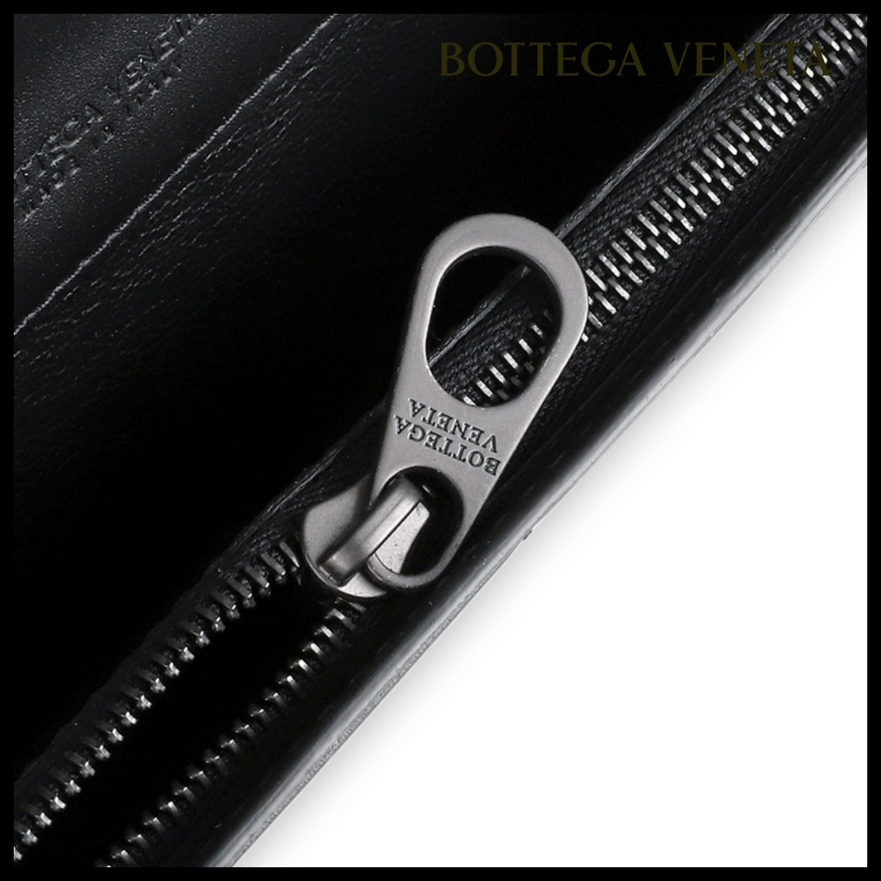 【BOTTEGA VENETA】 Mens Intrecciato Long Wallet Black