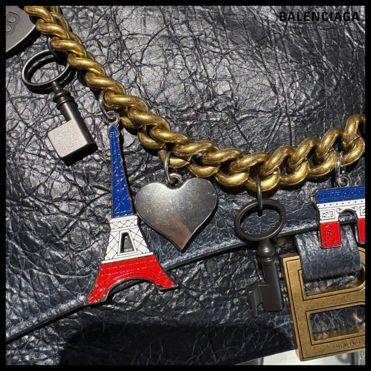 【BALENCIAGA】Crush Chain Small Bag “Paris Souvenir”