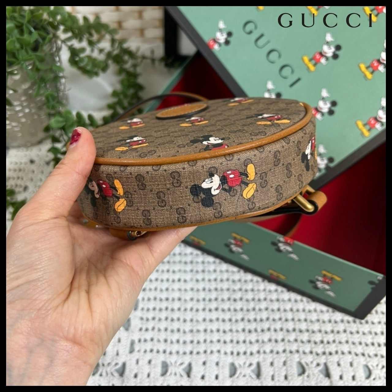 【GUCCI x Disney 】GG Mickey Mouse Print Round Chain