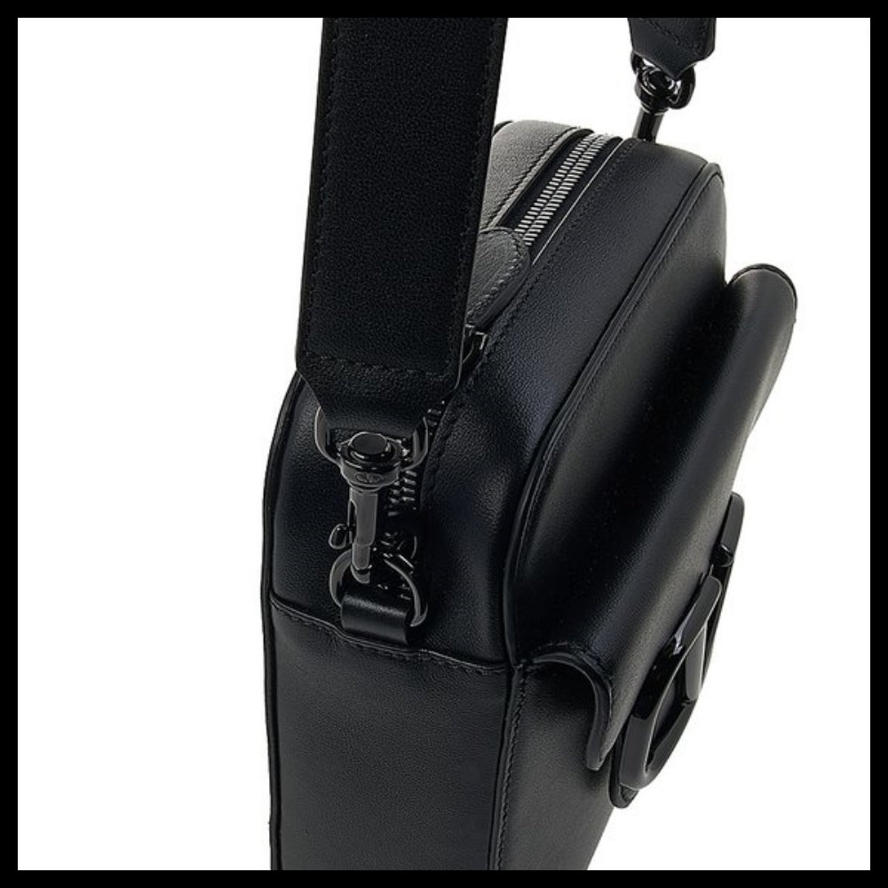 【VALENTINO】Signature V Logo Shoulder Bag