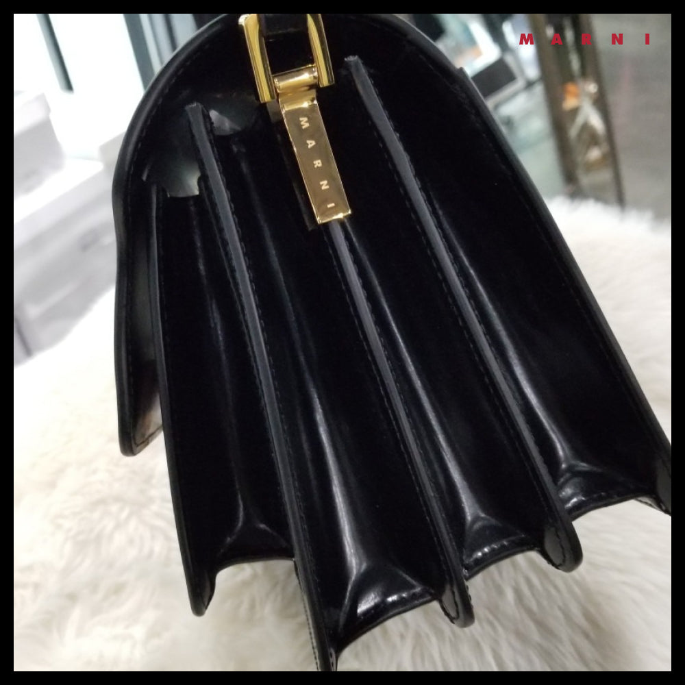 【MARNI】Glossy Medium Trunk Bag