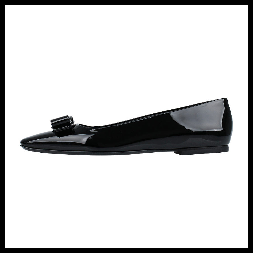 【FERRAGAMO】 Vara Bow Ballet Flats