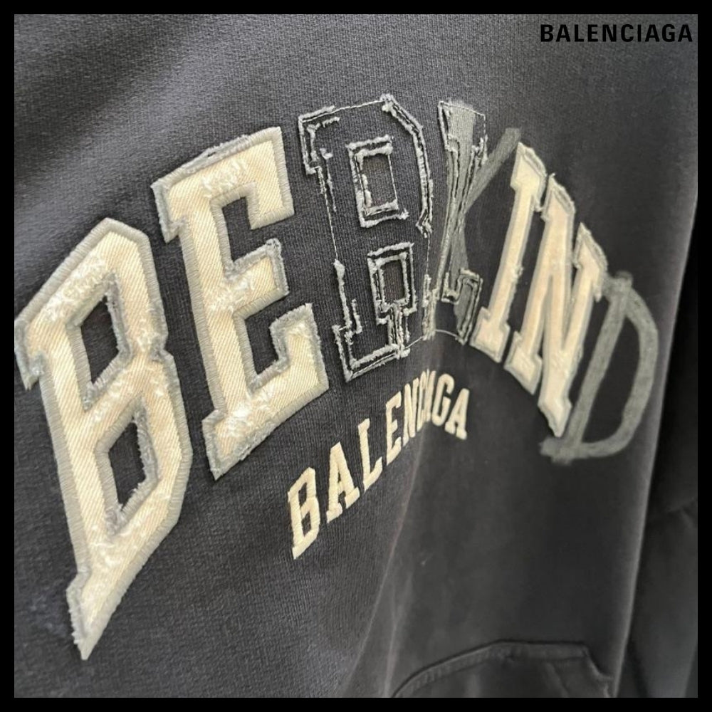 【BALENCIAGA】Round Hoodie Faded Black White