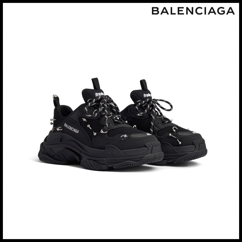 【BALENCIAGA】Triple S Sneaker Piercings Black Polyurethane